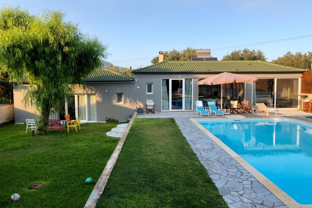 Sunlit Pool House Villa Posidhonia  Ngoại thất bức ảnh